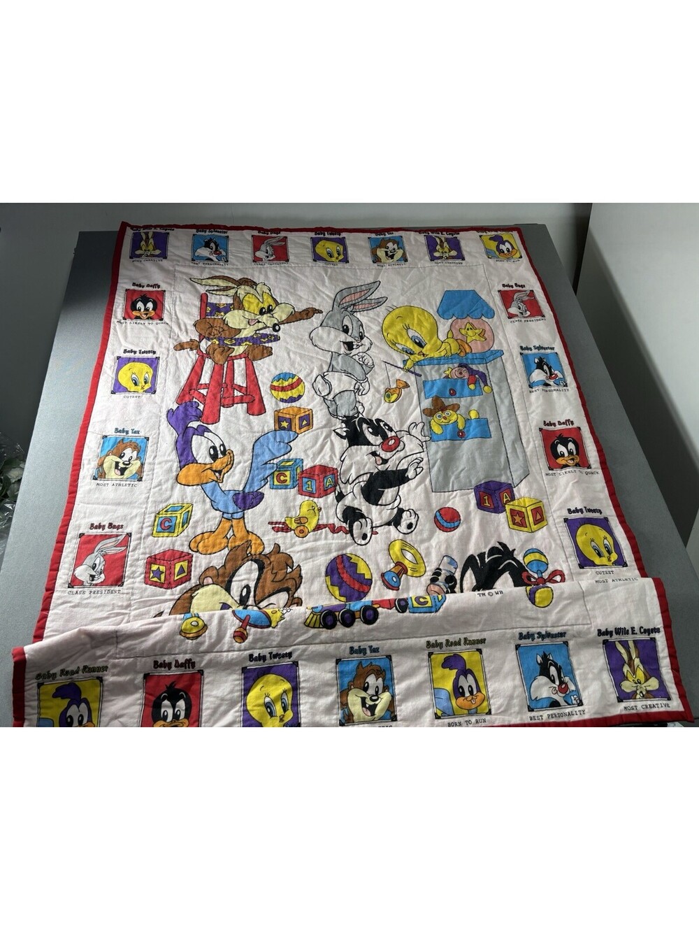 Looney Tunes "Baby Buggs Bunny & Friends" Baby Blanket